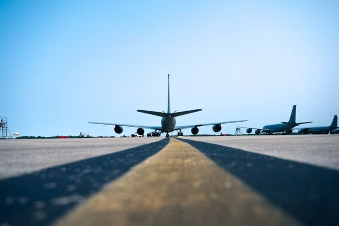 美媒:美军一基地收到可疑包裹,多人出现不适被送医,调查仍在进行中