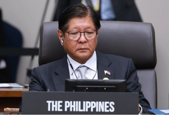 亲姐指控马科斯“吸毒成瘾”，菲总统办公室忙否认