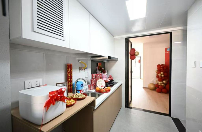 改造后的漕溪三村，为居民增加了套内独用厨房。徐汇区房管局 图