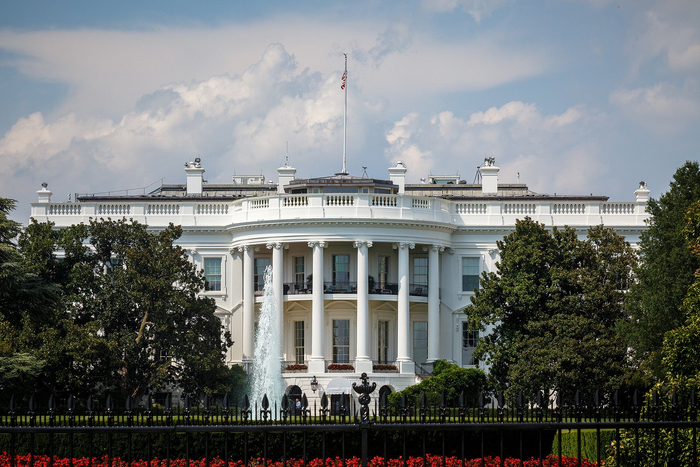 白宫：美乌总统暂不会晤！欧洲对美28点计划提出重大修改，重点是领土和安全保障！德国总理、泽连斯基表态