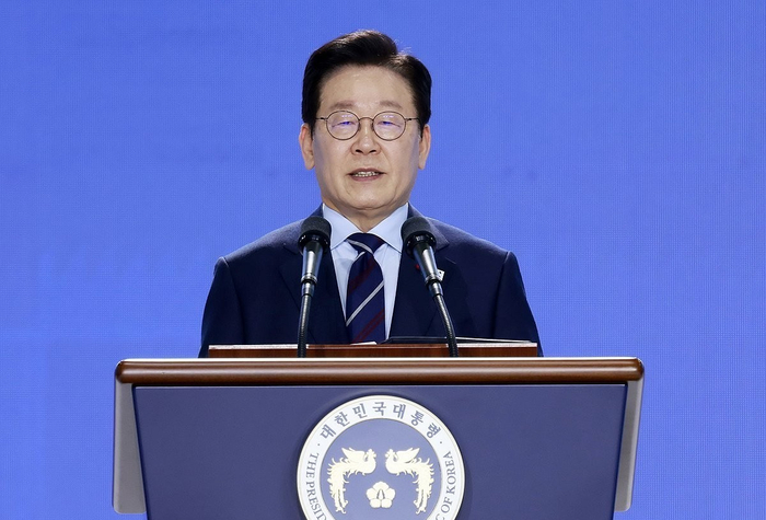 韩国“紧急戒严”一周年 李在明：事件追责并未结束