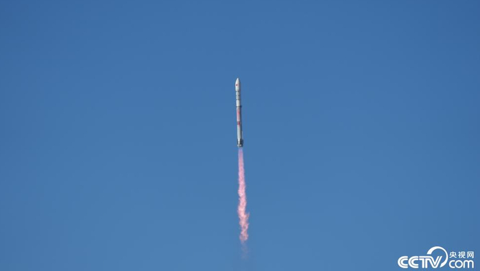 朱雀三号首次挑战可重复使用火箭入轨回收，航天专家：火箭回收是大趋势，迟早会成功