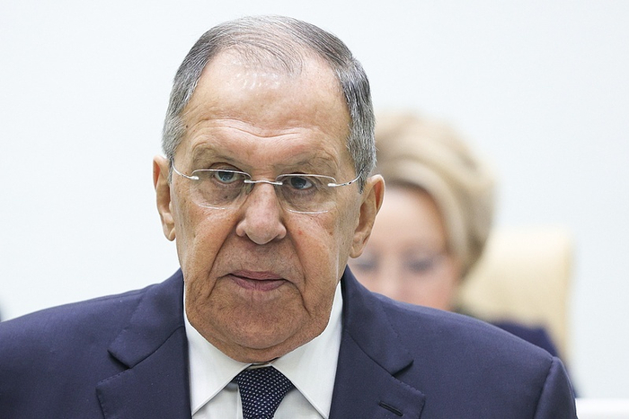 俄外长：不根除乌克兰危机起因就不能平稳解决问题