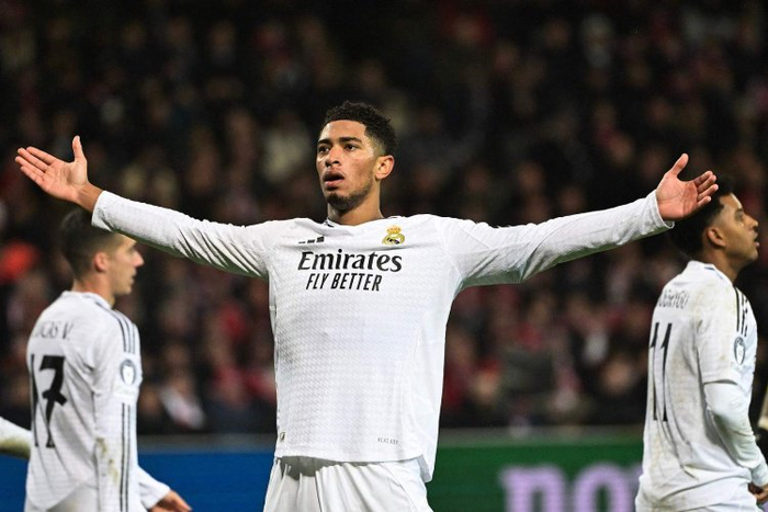 足坛已有10名中场身价上亿:贝林1.6亿领衔,佩德里穆西亚拉在列