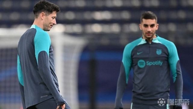 罗马诺:莱万冬窗离队的可能性为0,他希望与巴萨续约