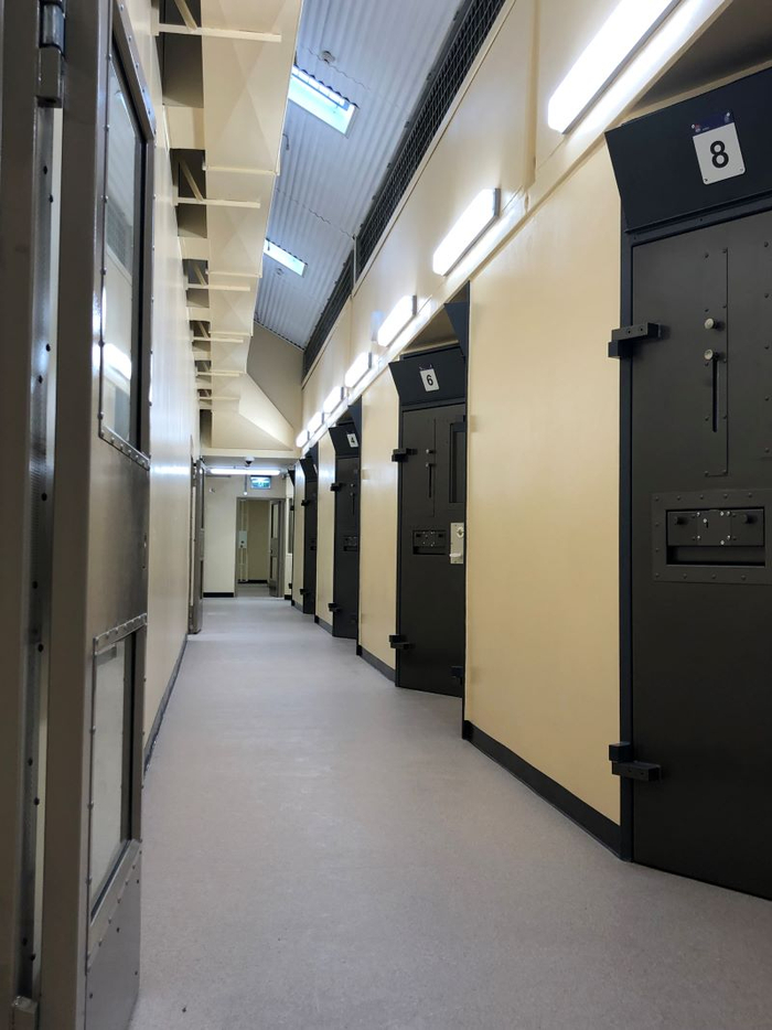 悉尼枪击案枪手或在超级监狱服刑：完全隔离，吃喝拉撒都在牢房，堪称“混凝土坟墓”