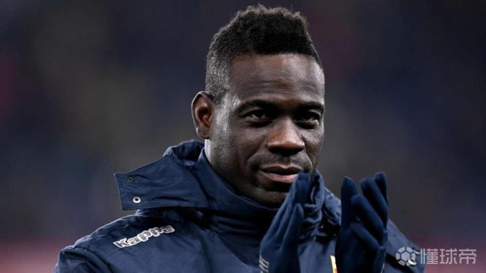 意媒：河床有意签35岁的巴洛特利，主帅加利亚多准备亲自联系