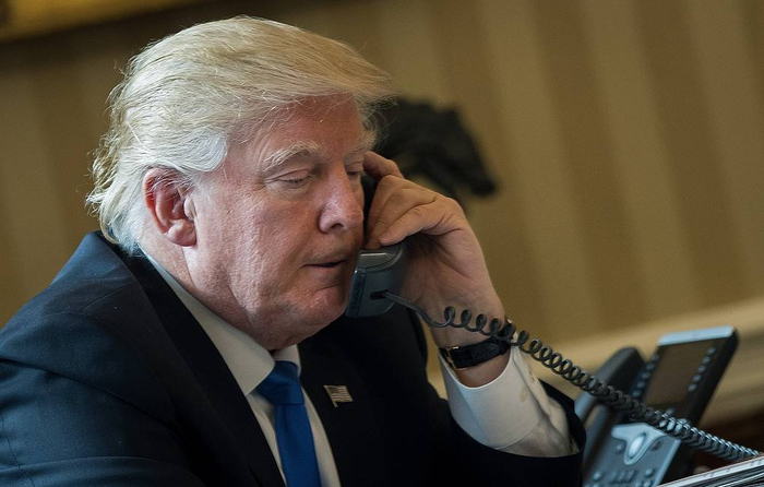 和泽连斯基会面前，特朗普给普京打了个电话，细节曝光