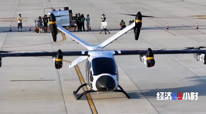 万亿赛道加速起飞 低空经济解锁空中“新玩法”