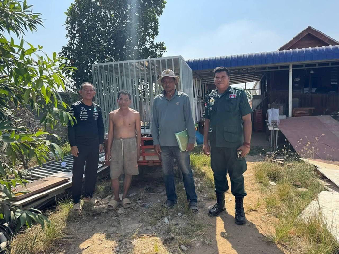 柬埔寨街头“狗笼运活人”视频疯传，警方：与人口贩运无关