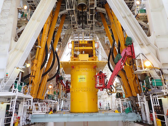 靠在海底挖泥，日本就能摆脱对中国的稀土依赖？