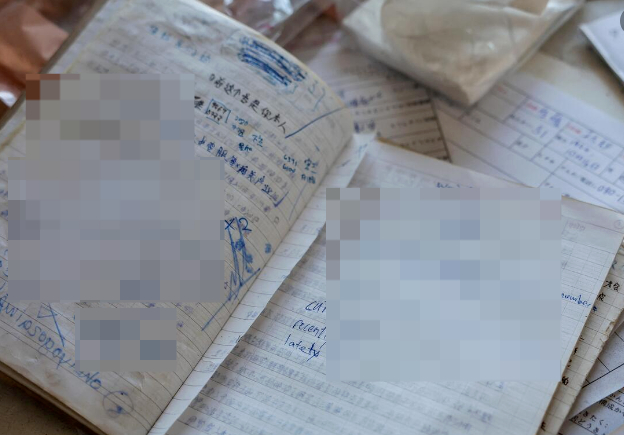 泰国军方曝光电诈园区：内设“多国警察局”，多语言诈骗话术脚本、电话清单散落一地