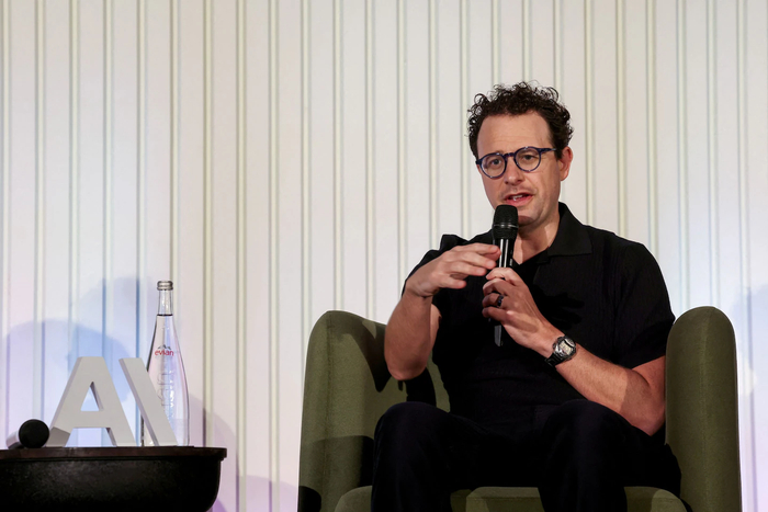 美防长威胁知名AI公司：不解除“伦理护栏”就强制接管！马斯克旗下Grok已同意美军使用