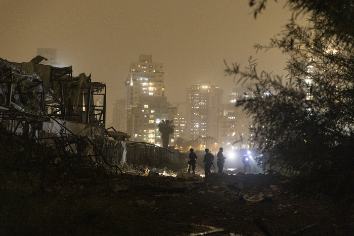 以色列一议员住所遭伊朗导弹袭击