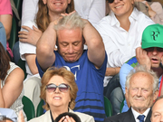 英国工党下议院发言人化身奶粉