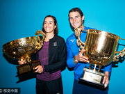 中网男女单冠军拍摄写真