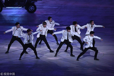 EXO、李彩琳献艺平昌冬奥会闭幕式