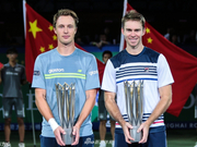 上海赛男双头号种子夺冠