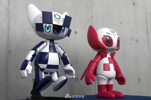 东京奥运会及残奥会吉祥物机器人亮相
