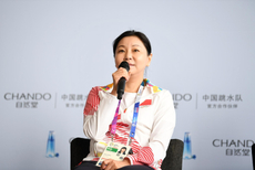 中国跳水队参加品牌活动