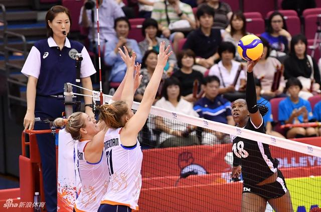 世界杯荷兰女排3-0横扫肯尼亚