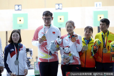 亚运10米气手枪混团颁奖仪式