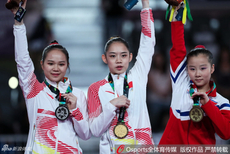 亚运高低杠刘婷婷罗欢分获金银