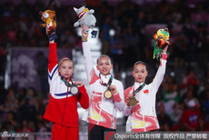 亚运女子平衡木陈一乐夺冠