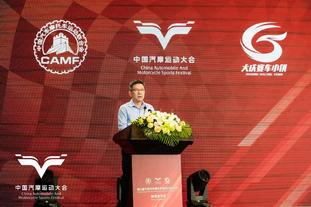 费迪南德：桑乔工资太高，很难转会到其他球队&只可能被外租