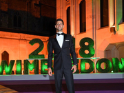 温网德约携妻子出席冠军晚宴