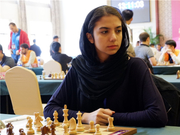 高清-国象甲级联赛深圳站揭幕 伊朗美女戴头巾出战