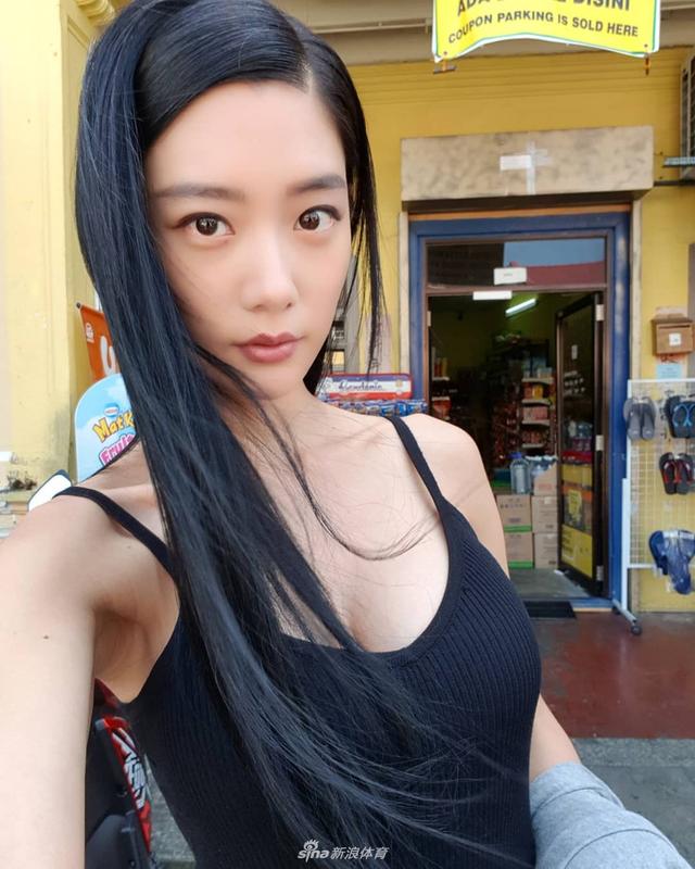 26           韩国健身女神clara发美照高呼"love me",性感火爆的