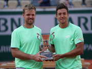 法网男双德国组合爆冷夺冠