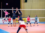 CUVA川大5连胜未丢一局头名晋级 西南女排出局