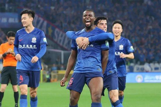 阿马杜：良好的防守取决于球队的高度团结 生活在上海幸福指数很高