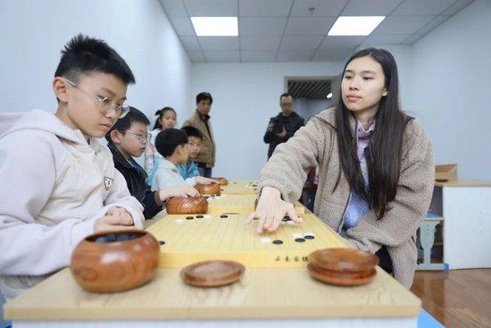 明仕棋院滨江建业路校区和滨江围棋协会新址正式启用