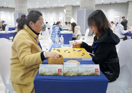 传统体育国际大赛落幕 62位海内外围棋选手手谈交流