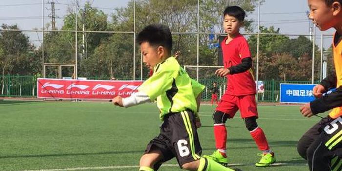 中国城市少儿足球联赛预赛结束 决赛成都北京