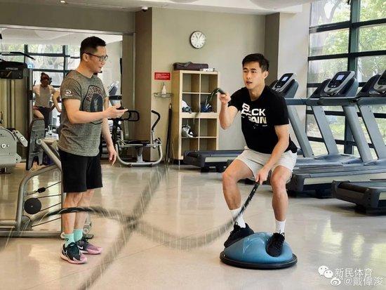 戴伟浚转会申花还有戏吗?情况比想象中更加复杂