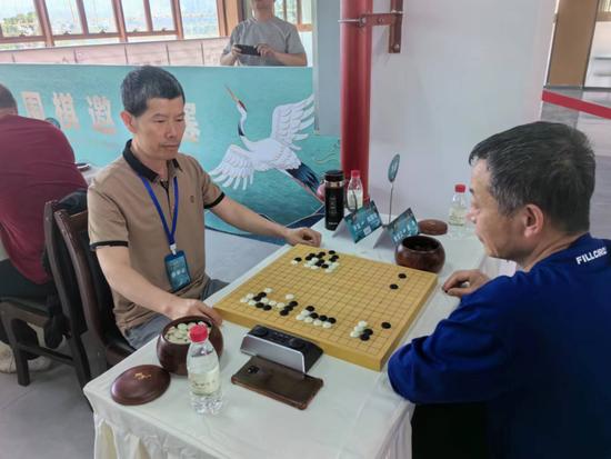 开远市围棋协会秘书长陆国论：珍珑杯比赛略记