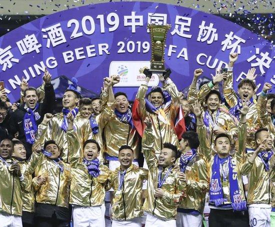 申花队在上海没有客场比赛 申花能否在福地再次捧起奖杯？