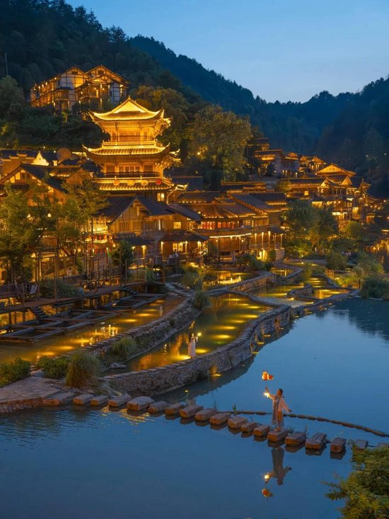 乌江寨美丽的夜景