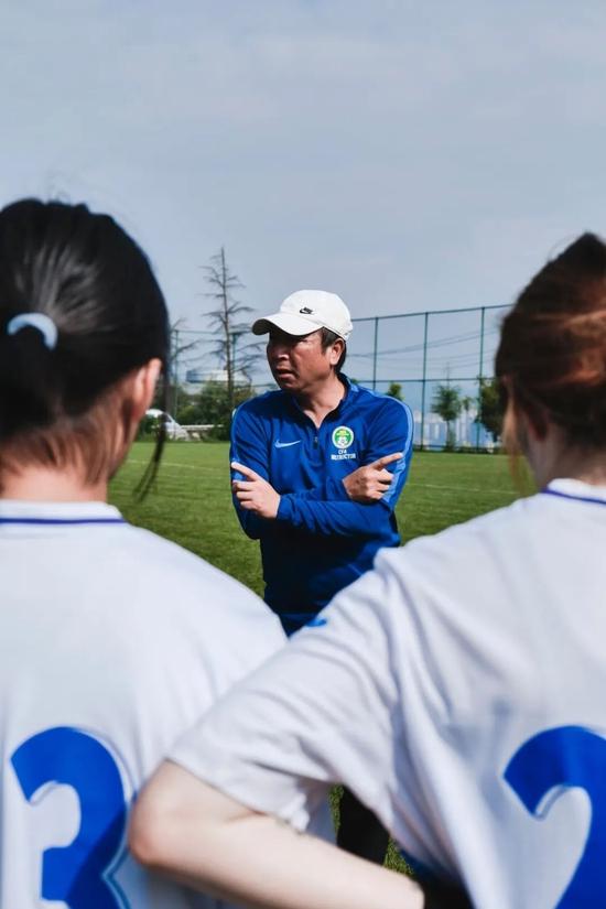 中国教练高富林出任柬埔寨女足国家队主帅