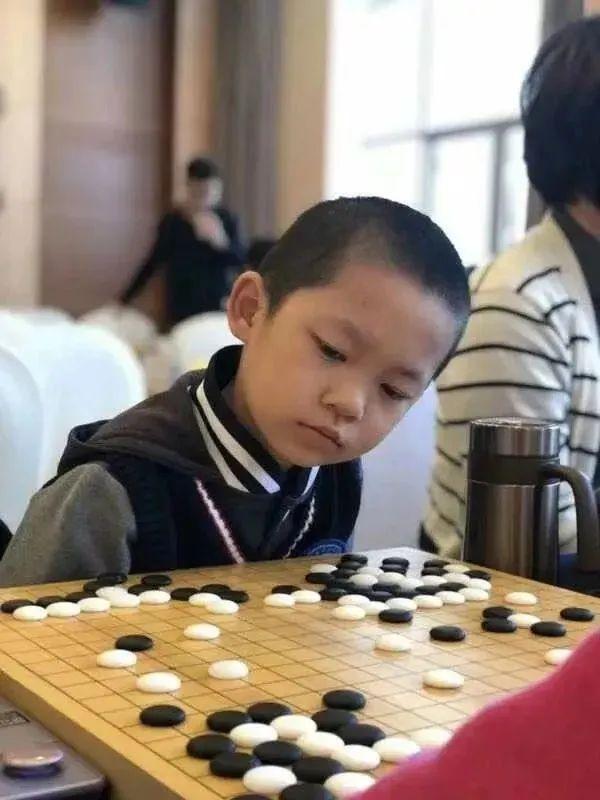 11岁！柯洁师弟田沐沐成为丽水第三位职业围棋手！