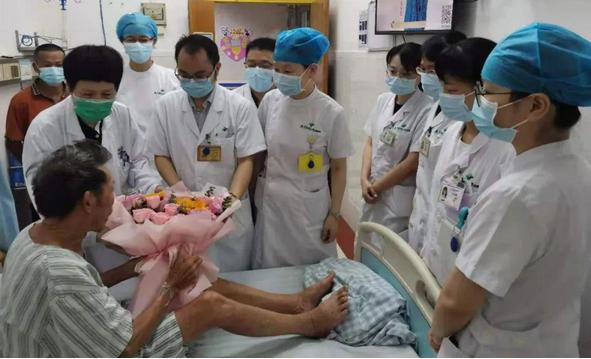 全红婵爷爷也获得了精心照顾