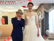 王祖蓝潘晓婷出席惠若琪结婚盛典