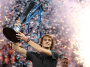 新浪直击总决赛兹维列夫2-0小德夺冠