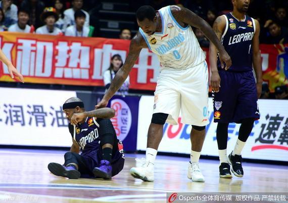 深圳队遭遇了本赛季最惨疼的一场失利