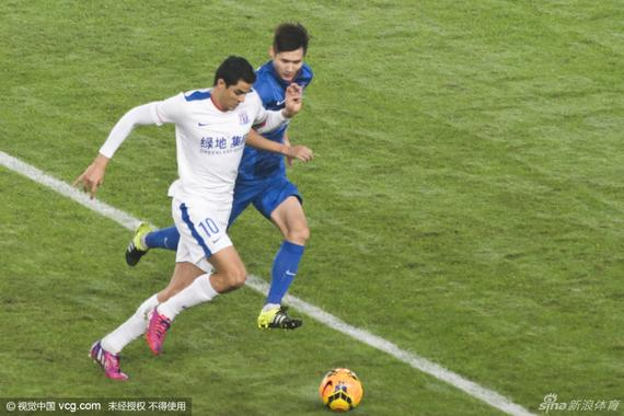 莫雷诺在比赛中