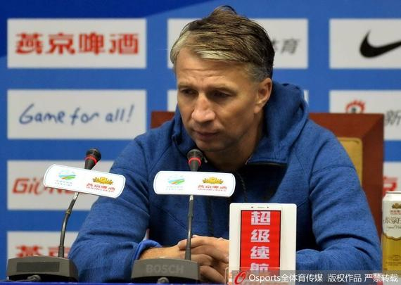 舜天主帅佩特雷斯库